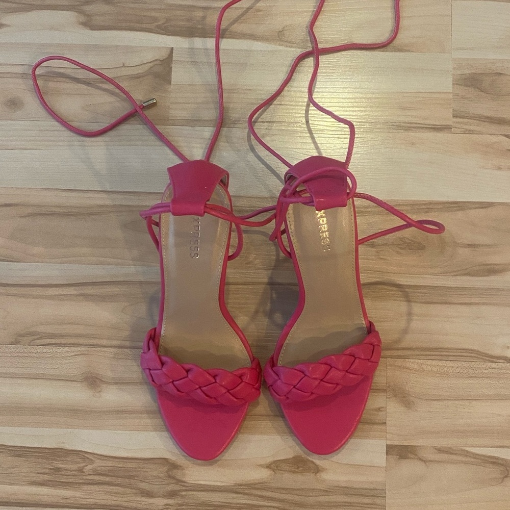 Brand New Express Braided Strappy Heels Size 7! Gorgeous Pibk Color!